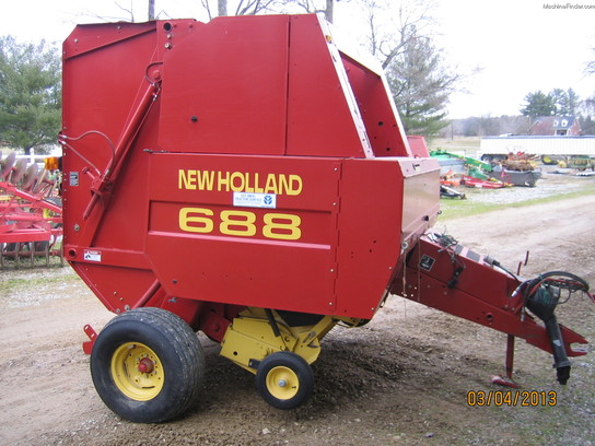 2002 New Holland 688