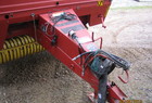 2002 New Holland 688