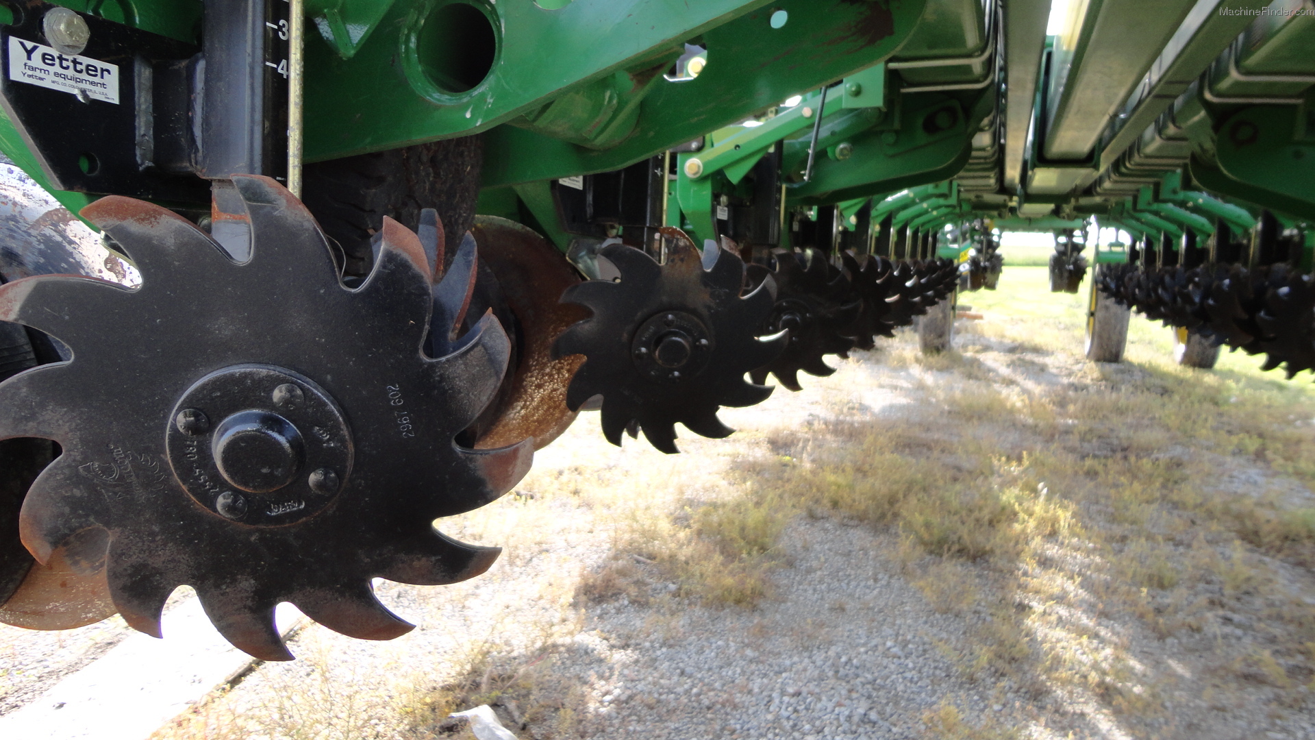 Yetter SHARK TOOTH ROW CLEANERS Planting & Seeding Planters John