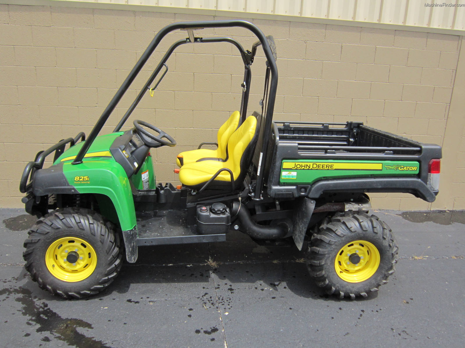 2012 John Deere 825I POWER STEERING ATV's and Gators John Deere