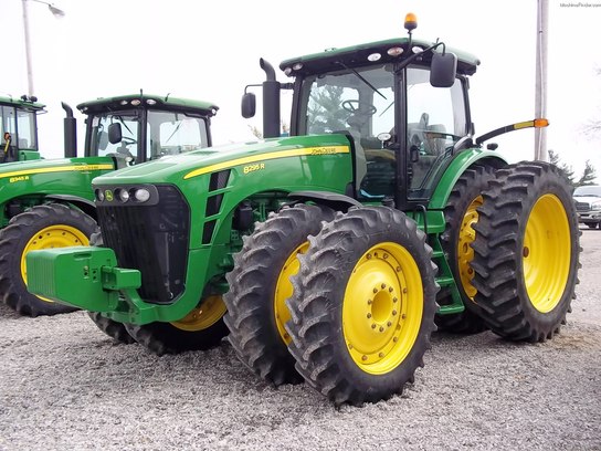 2010 John Deere 8295R