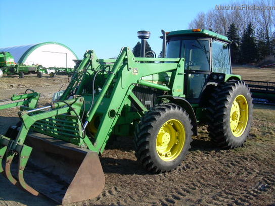 1992 John Deere 3255