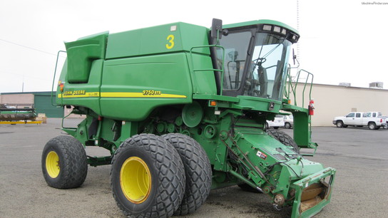 2001 John Deere 9750S w/ Hillco hillside leveler