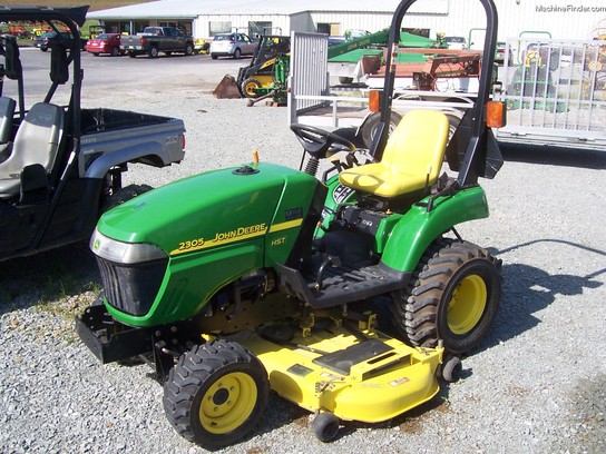 2006 John Deere 2305