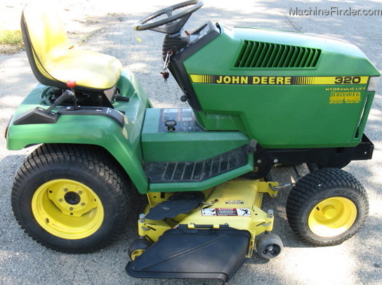 1994 John Deere 320