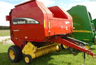 2004 New Holland BR740