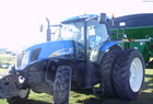 2011 New Holland T7060
