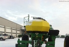 2004 John Deere 1910