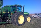 1997 John Deere 8200