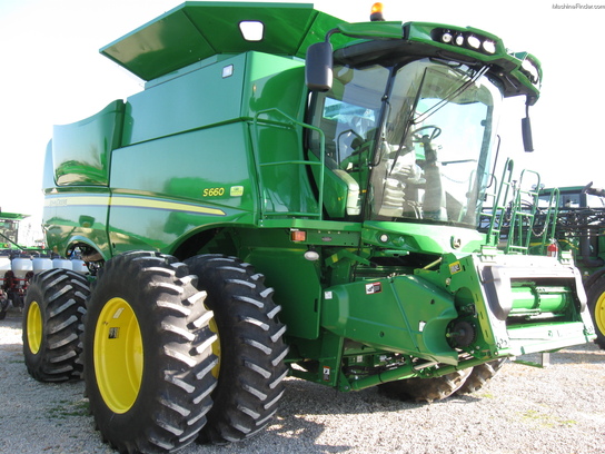 2012 John Deere S660