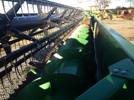 2004 John Deere 635F