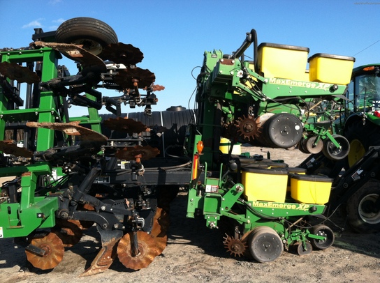 2008 John Deere 1720