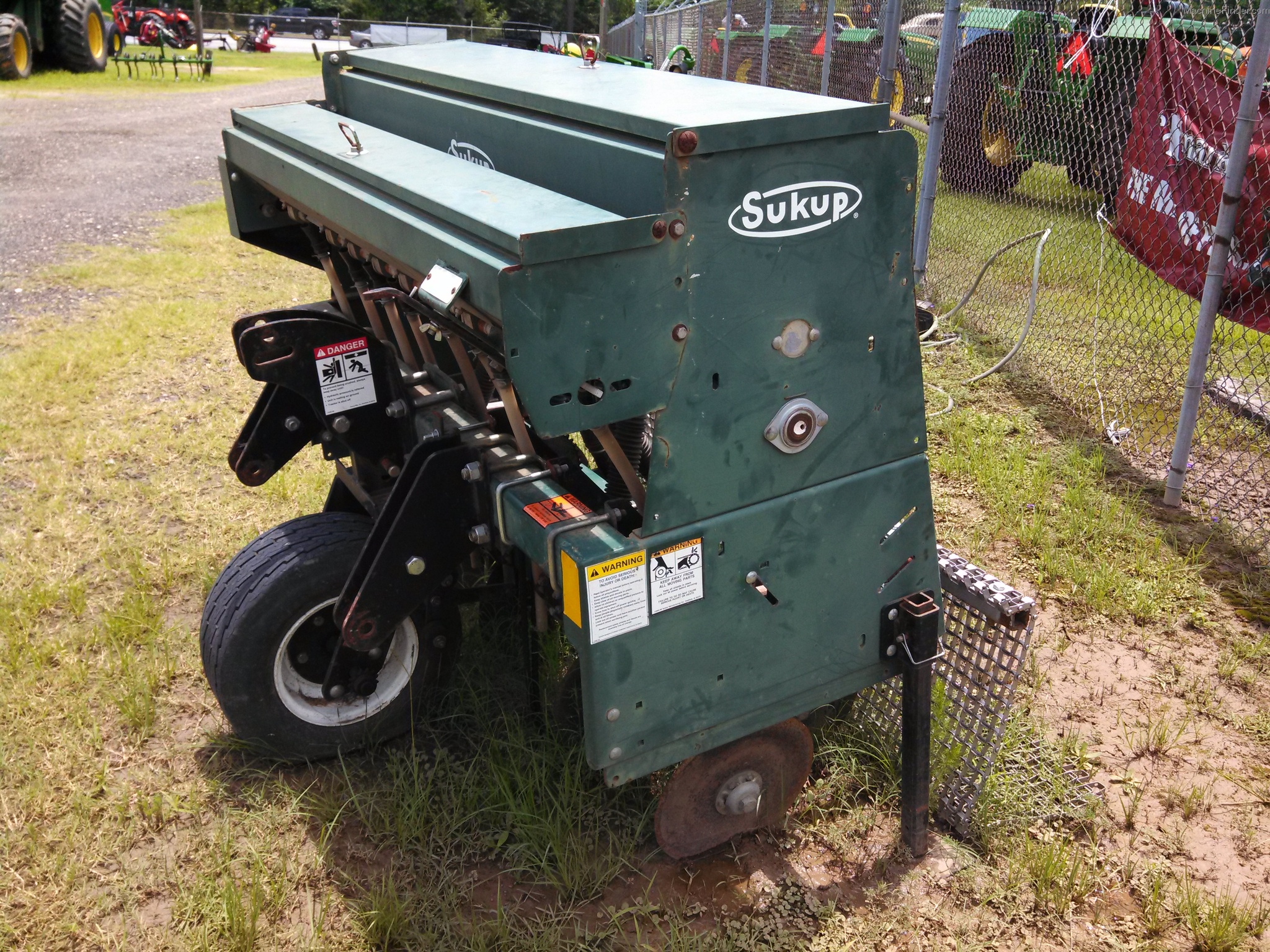 Sukup Food Plot Planter Planting & Seeding Box Drills John Deere