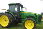 2010 John Deere 8225R
