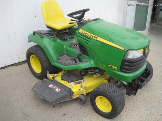 2010 John Deere X720