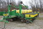 2001 John Deere 1770