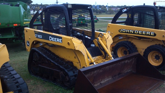 2006 John Deere CT322