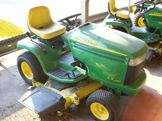2004 John Deere LX280