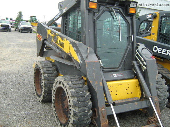 2006 New Holland L185