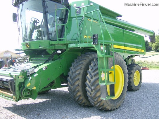 2008 John Deere 9870