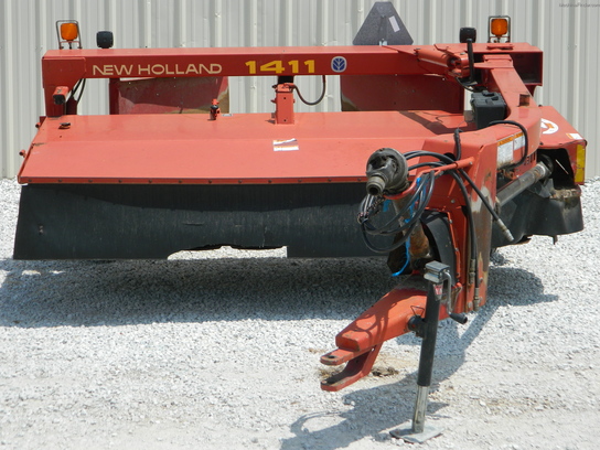 2002 New Holland 1411