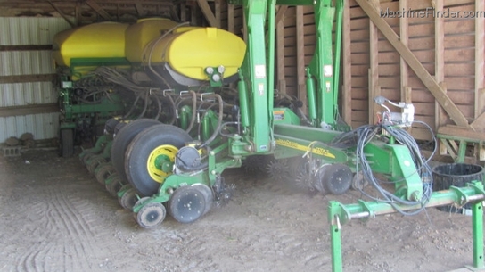 2008 John Deere 1770