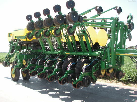 2012 John Deere 1790  32/16