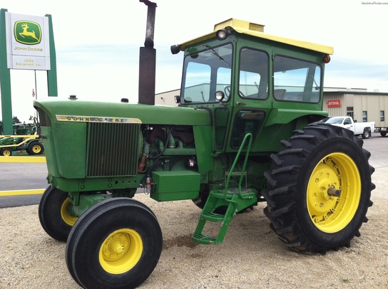 1969 John Deere 4520