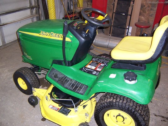  John Deere LX277