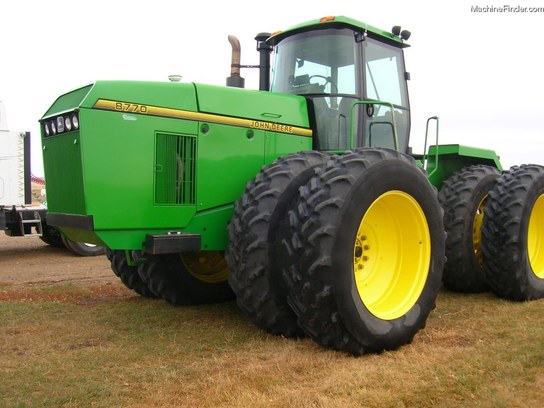 1996 John Deere 8770