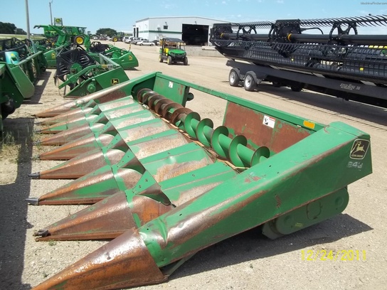 1990 John Deere 843