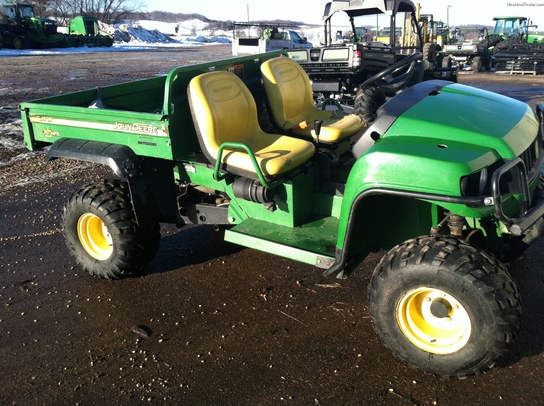 2004 John Deere HPX 4X4
