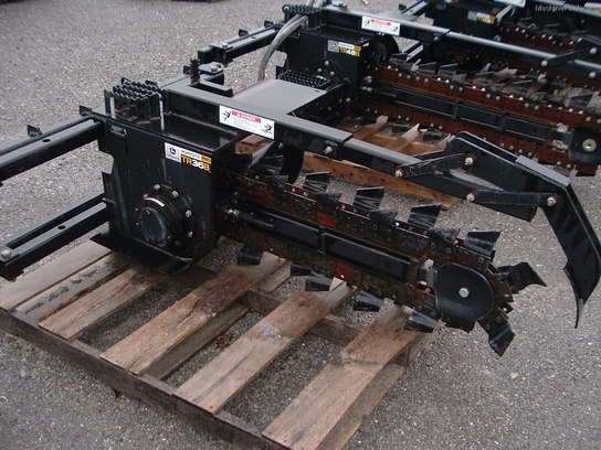  John Deere TR36 TRENCHER