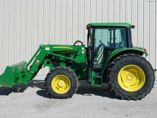 2008 John Deere 6330