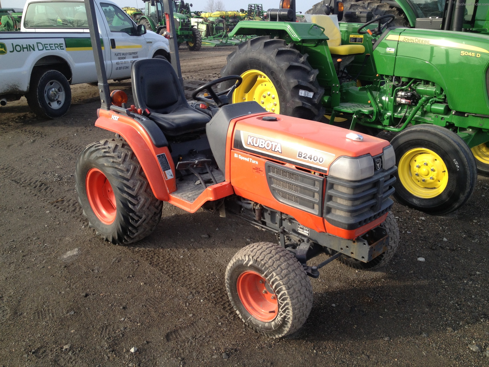 1997 Kubota B2400 Tractors Compact (140hp.) John Deere MachineFinder