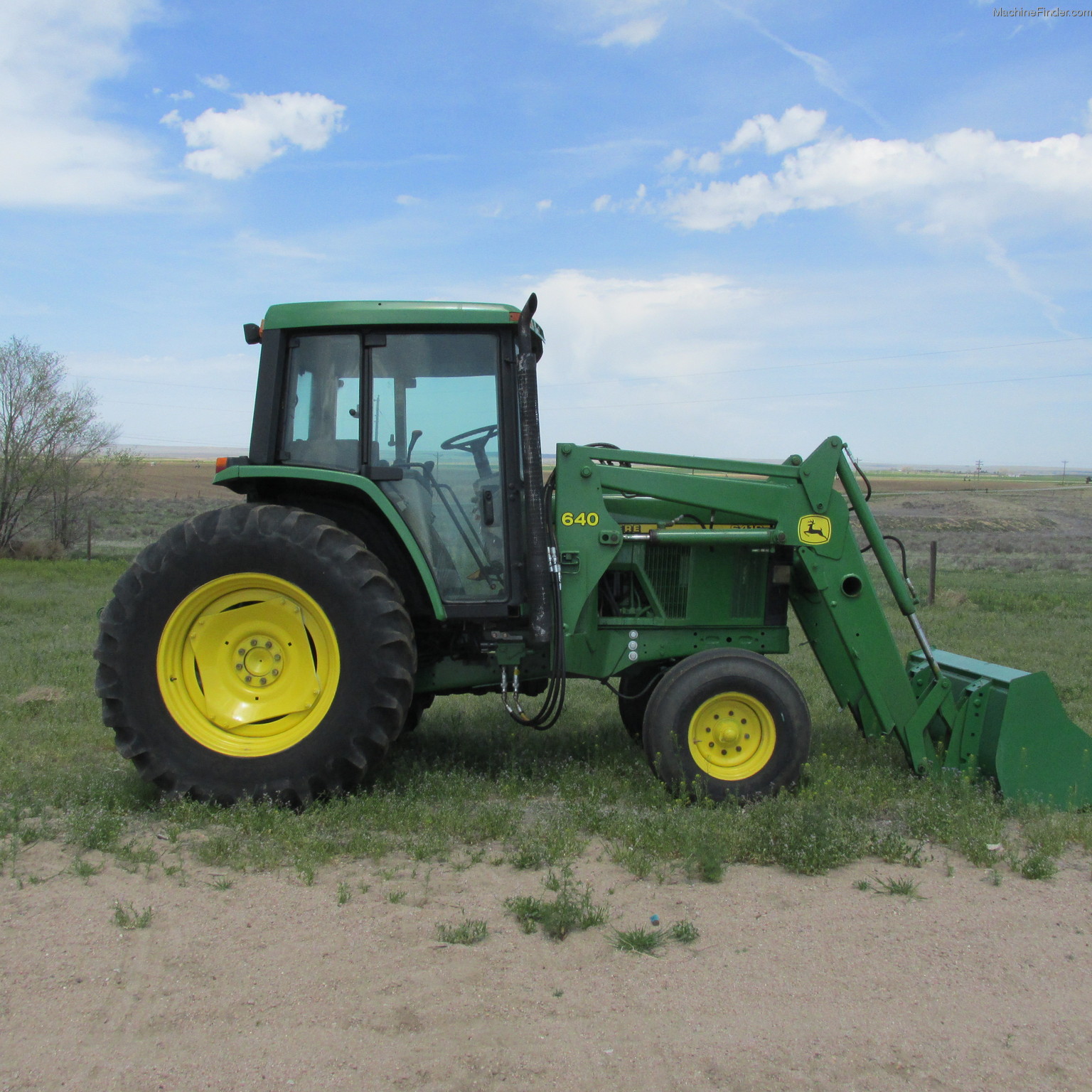 2000 John Deere 6410 Tractors Utility (40100hp) John Deere