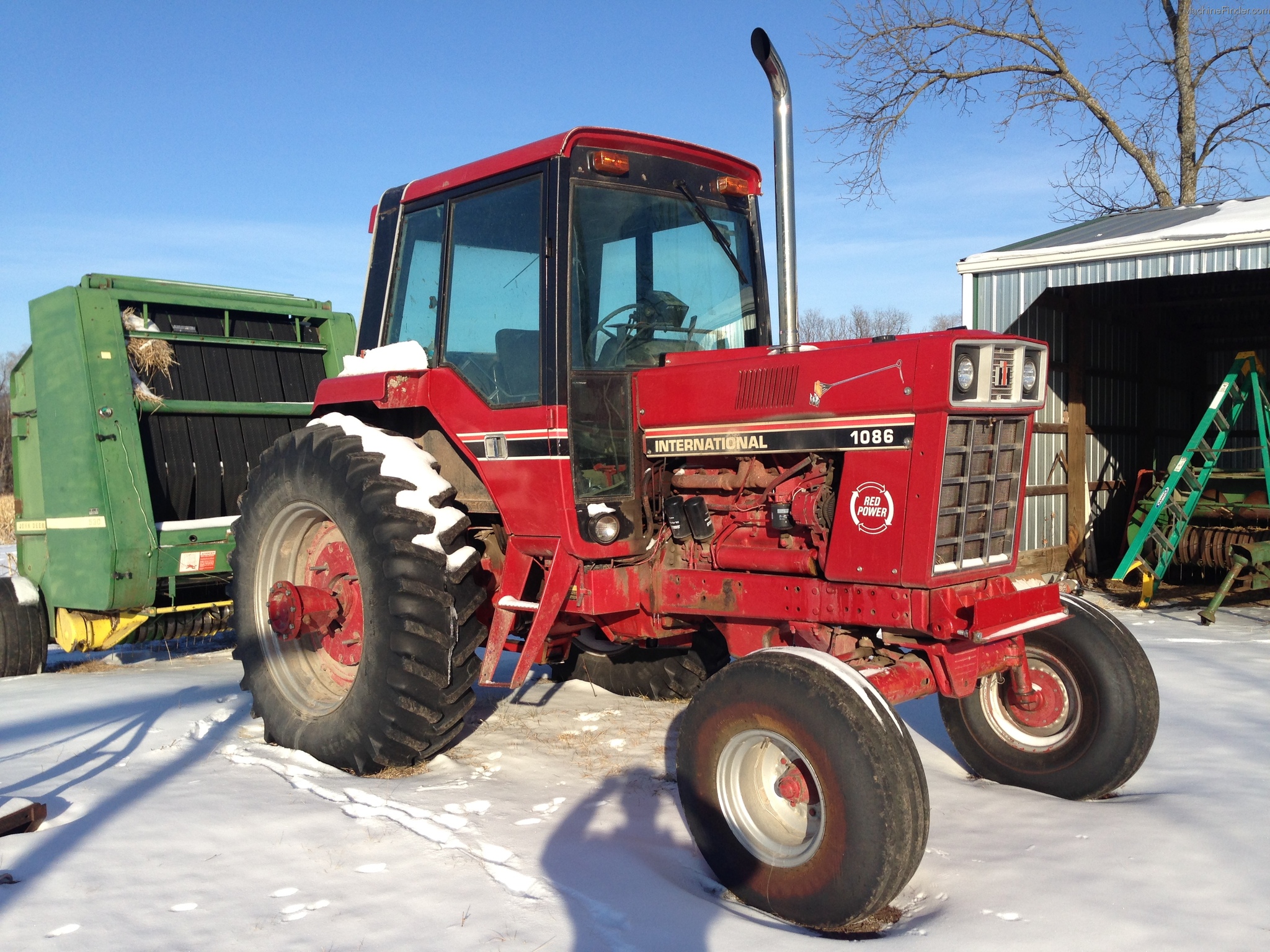 International 1086 Tractors Row Crop (+100hp) John Deere MachineFinder
