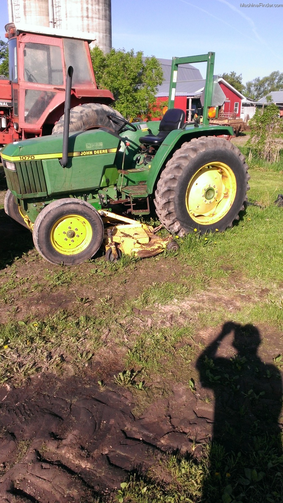1993 John Deere 1070 Tractors Compact (140hp.) John Deere