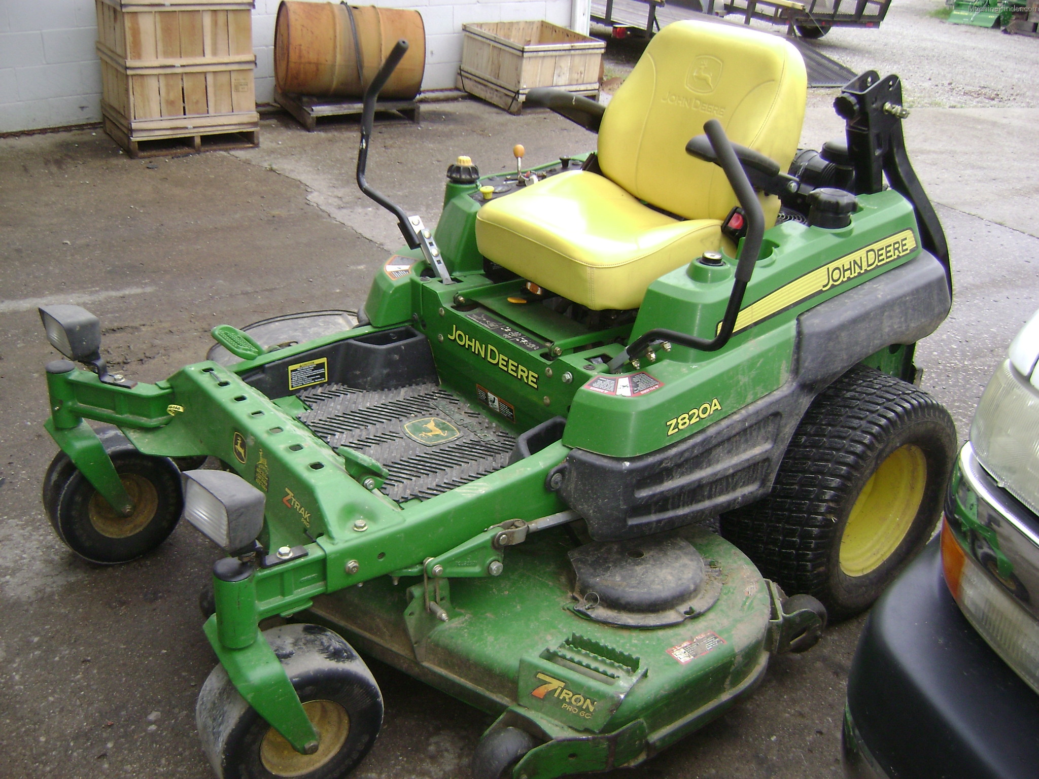 2008 John Deere Z820A Lawn & Garden and Commercial Mowing John Deere