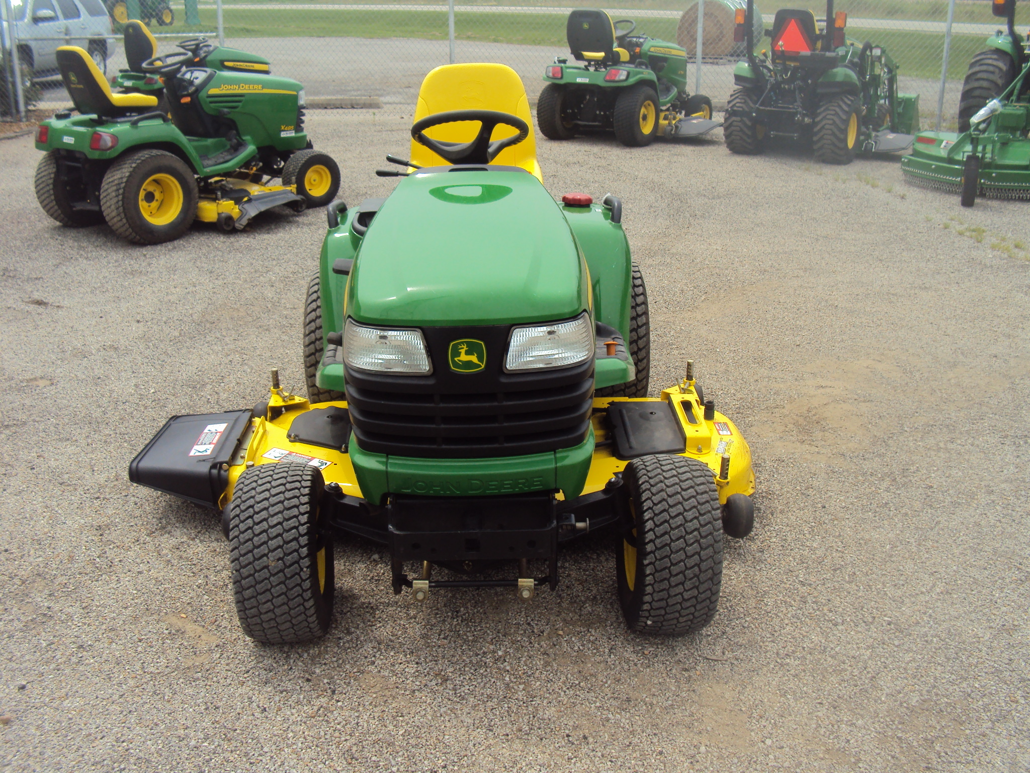 John Deere X740 Lawn & Garden Tractors for Sale [48750]