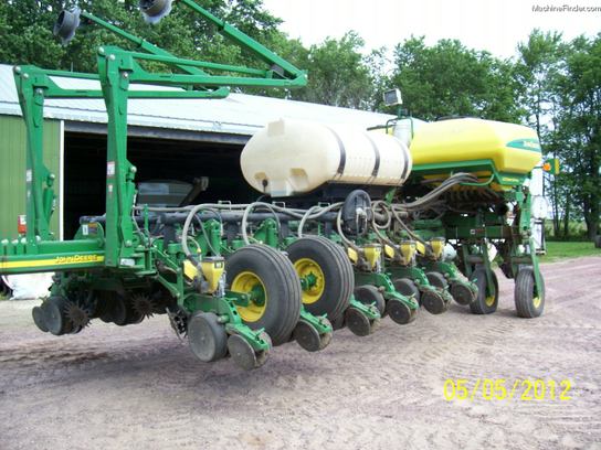 2009 John Deere 1770NT
