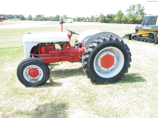 1949 Ford FORD N9
