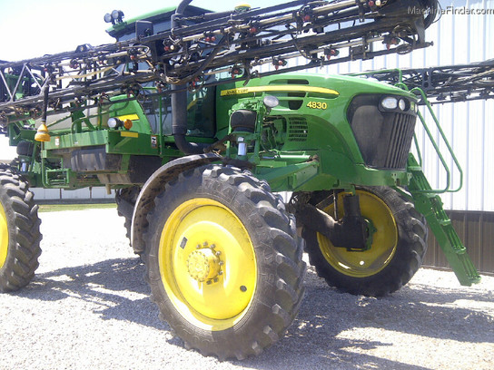 2008 John Deere 4830