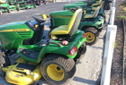  John Deere X740
