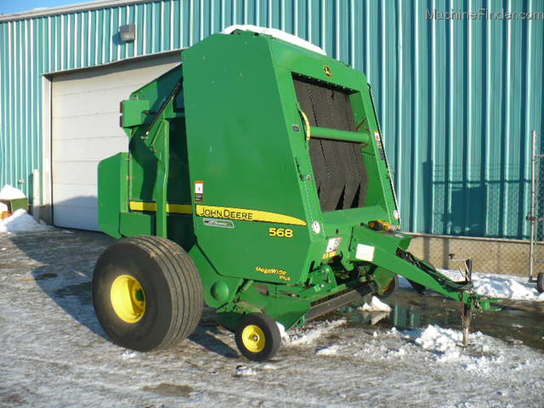 2010 John Deere 568