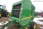2001 John Deere 567