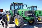 2010 John Deere 7230