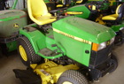 2000 John Deere 445