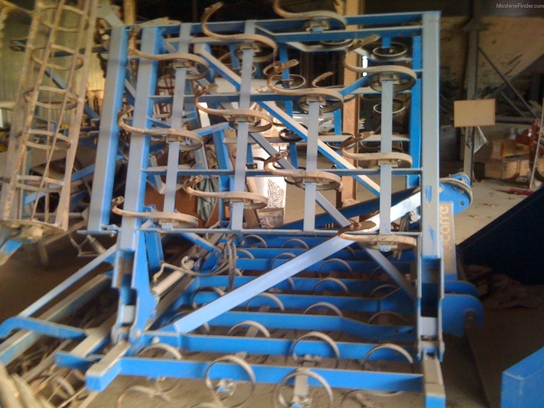  Carré VIBROCULTEUR