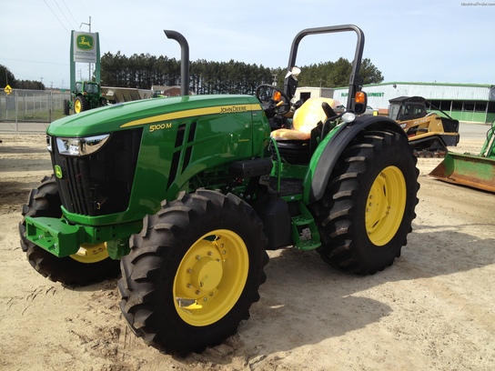 2012 John Deere 5100M
